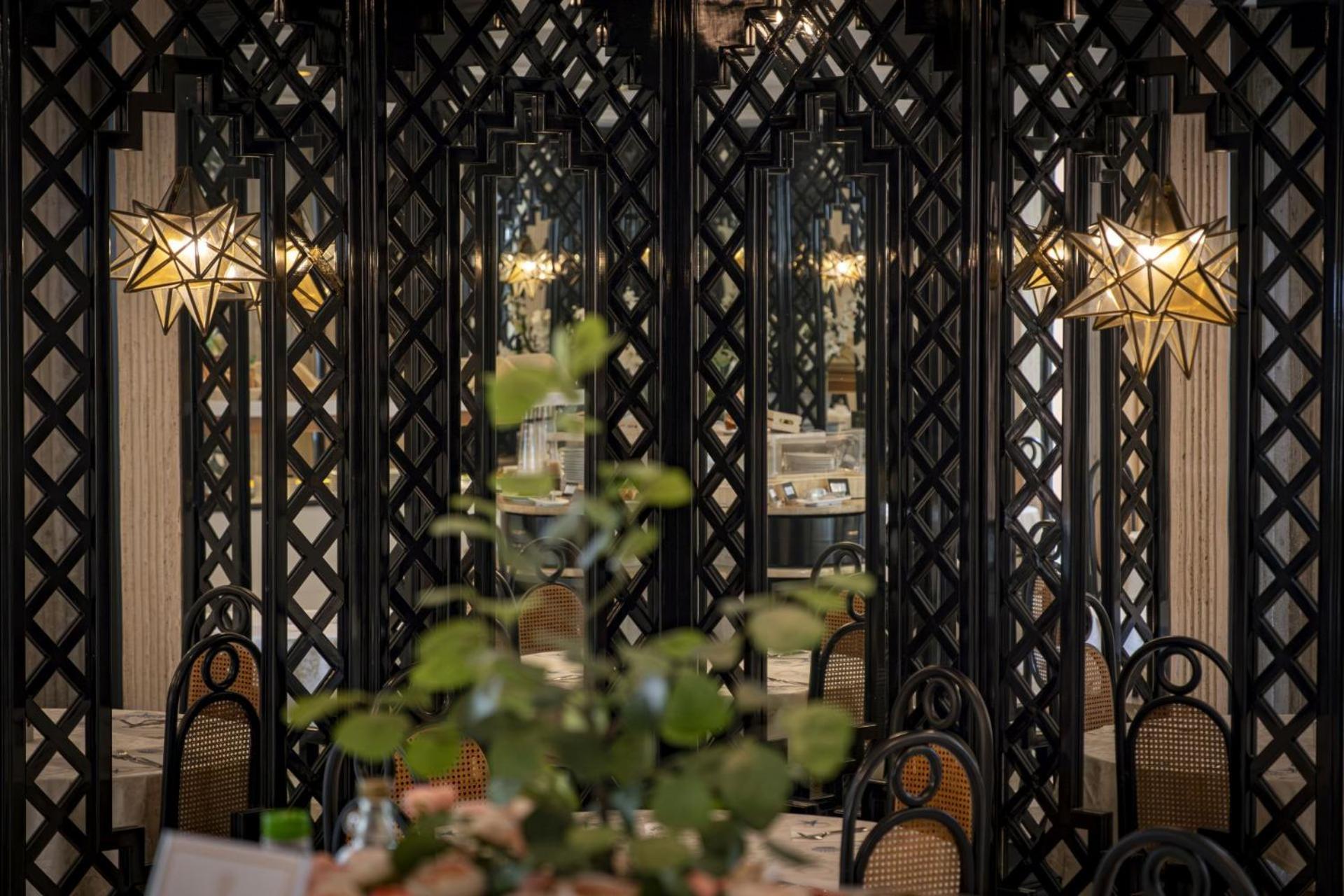 Hotel President - Vintage Hotel In Centro リッチョーネ エクステリア 写真